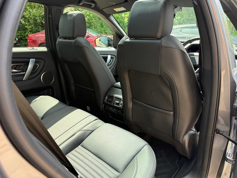 2.0 D200 MHEV Dynamic SE SUV 5dr Diesel Auto 4WD Euro 6 (s/s) (204 ps)