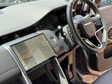 Land Rover Discovery Sport D200 MHEV Dynamic SE 