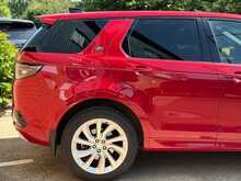 Land Rover Discovery Sport D180 MHEV R-Dynamic HSE 