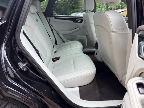 3.0 V6 S SUV 5dr Petrol PDK 4WD Euro 6 (s/s) (340 ps)
