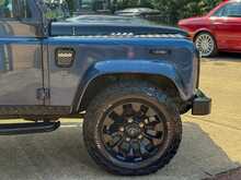 Land Rover Defender 110 2.4tdci DoubleCab Pickup 