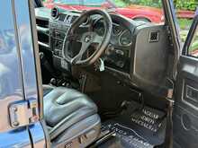 Land Rover Defender 110 2.4tdci DoubleCab Pickup 
