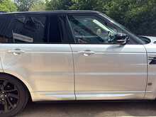 Land Rover Range Rover Sport SD V6 HSE Dynamic 
