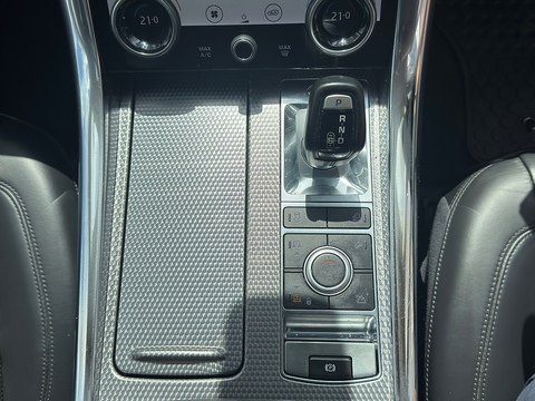 SD V6 HSE Dynamic SUV 3.0 Automatic Diesel
