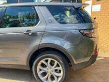 Land Rover Discovery Sport TD4 HSE 