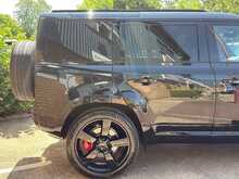 Land Rover Defender 110 D300 MHEV X-Dynamic HSE 