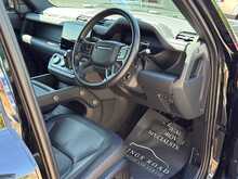 Land Rover Defender 110 D300 MHEV X-Dynamic HSE 