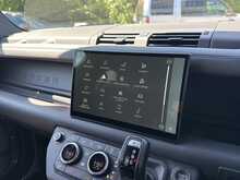 Land Rover Defender 110 D300 MHEV X-Dynamic HSE 