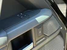 Land Rover Defender 110 D300 MHEV X-Dynamic HSE 