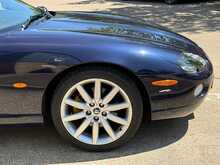Jaguar XK8 S 