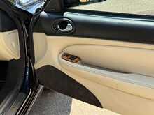 Jaguar XK8 S 