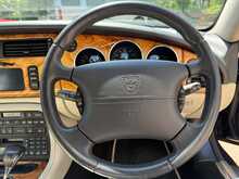 Jaguar XK8 S 