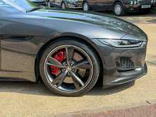 Jaguar F-Type V8 R-Dynamic 