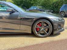 Jaguar F-Type V8 R-Dynamic 