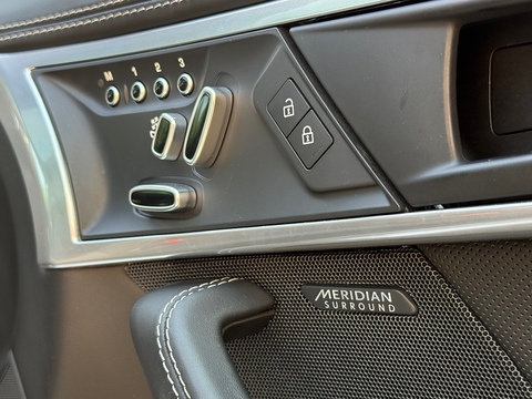 5.0 V8 R-Dynamic Coupe 2dr Petrol Auto AWD Euro 6 (s/s) (450 ps)