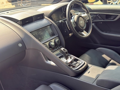 5.0 V8 R-Dynamic Coupe 2dr Petrol Auto AWD Euro 6 (s/s) (450 ps)