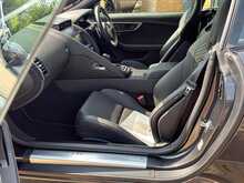 Jaguar F-Type V8 R-Dynamic 