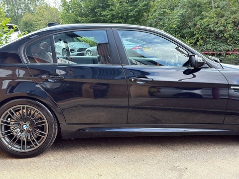 4.0 iV8 Saloon 4dr Petrol DCT Euro 4 (420 ps)