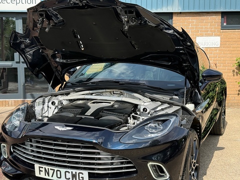 4.0 V8 SUV 5dr Petrol Auto 4WD Euro 6 (s/s) (550 ps)