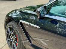 Aston Martin DBX V8 
