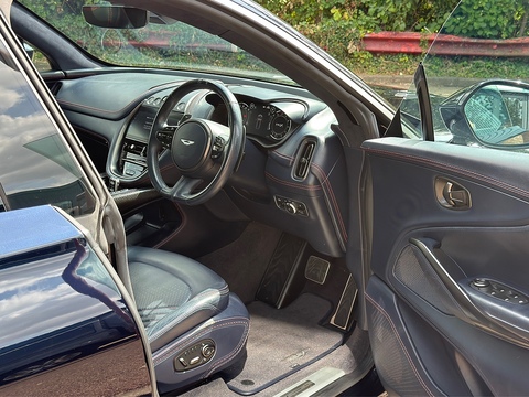 4.0 V8 SUV 5dr Petrol Auto 4WD Euro 6 (s/s) (550 ps)