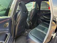 Aston Martin DBX V8 