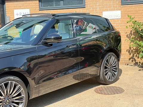 2.0 D200 MHEV R-Dynamic HSE SUV 5dr Diesel Auto 4WD Euro 6 (s/s) (204 ps)