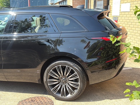 2.0 D200 MHEV R-Dynamic HSE SUV 5dr Diesel Auto 4WD Euro 6 (s/s) (204 ps)