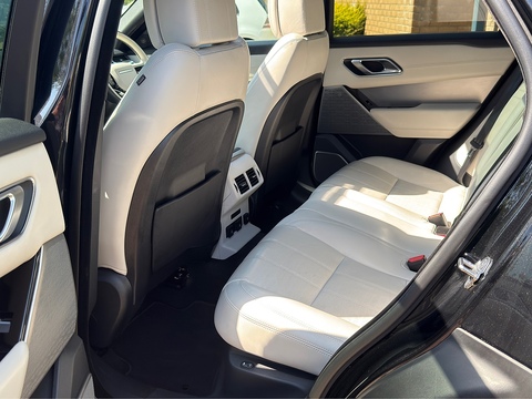 2.0 D200 MHEV R-Dynamic HSE SUV 5dr Diesel Auto 4WD Euro 6 (s/s) (204 ps)