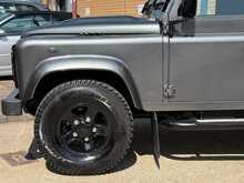 Land Rover Defender 90 TDCi XS 
