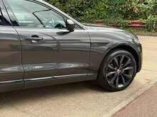 Jaguar F-PACE D200 MHEV R-Dynamic HSE 