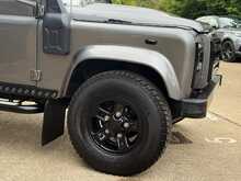 Land Rover Defender 110 TDCi XS 