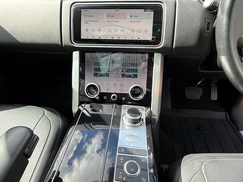 P400 MHEV Vogue SUV 3.0 Automatic Petrol