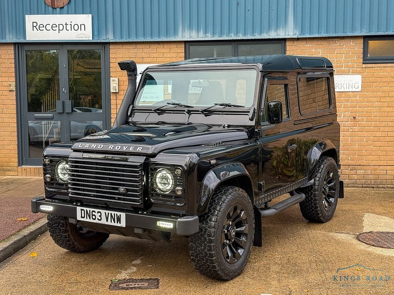 2.2 TDCi XS Station Wagon Double Cab 3dr Diesel Manual 4WD SWB Euro 5 (122 ps)