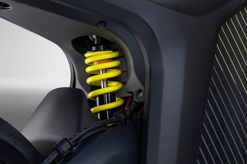 NAXEON PRO MOTORBIKE AUTO ELECTRIC