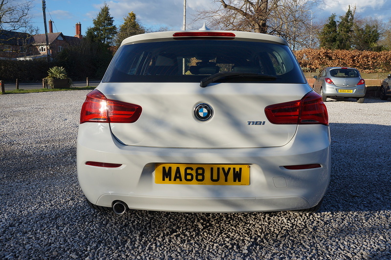 BMW 1.5 118i GPF SE Hatchback 5dr Petrol Auto Euro 6 (s/s) (136 ps)