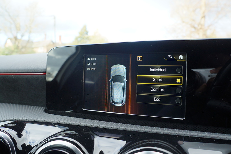 Mercedes-Benz 1.3 A200 AMG Line Hatchback 5dr Petrol 7G-DCT Euro 6 (s/s) (163 ps)