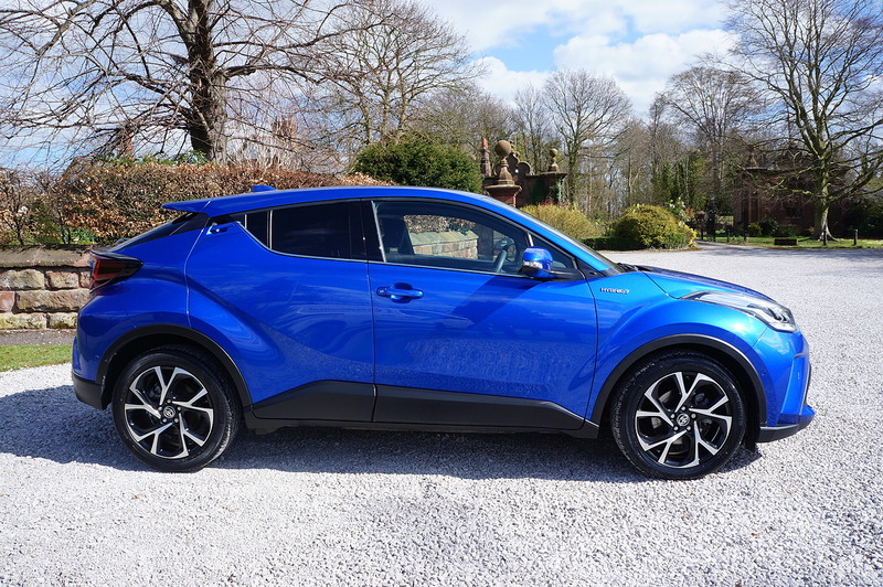 Toyota 1.8 VVT-h GPF Design SUV 5dr Petrol Hybrid CVT Euro 6 (s/s) (122 ps)