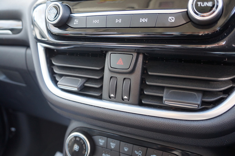 Ford 1.0T EcoBoost MHEV Titanium SUV 5dr Petrol Hybrid Manual Euro 6 (s/s) (125 ps)