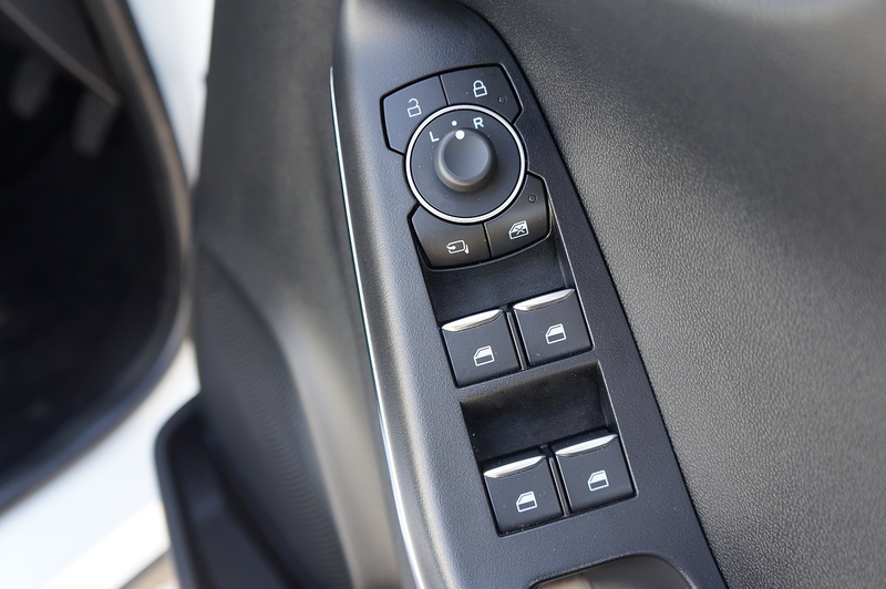 Ford 1.0T EcoBoost MHEV Titanium SUV 5dr Petrol Hybrid Manual Euro 6 (s/s) (125 ps)