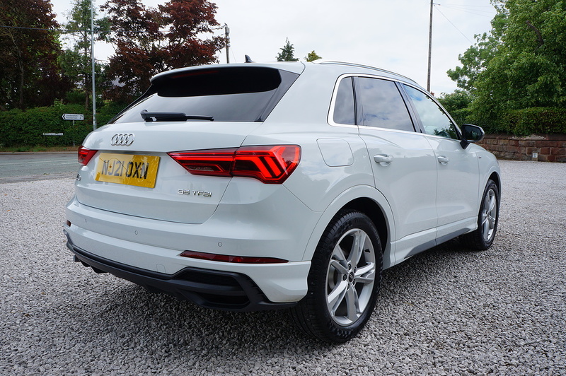 Audi 1.5 TFSI CoD 35 S line SUV 5dr Petrol Manual Euro 6 (s/s) (150 ps)