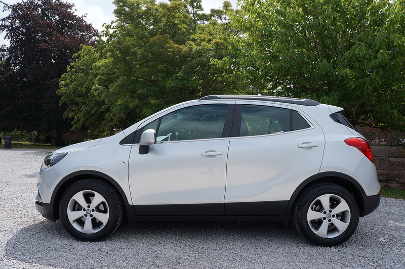 Vauxhall 1.4i Turbo Elite Nav SUV 5dr Petrol Auto Euro 6 (140 ps)