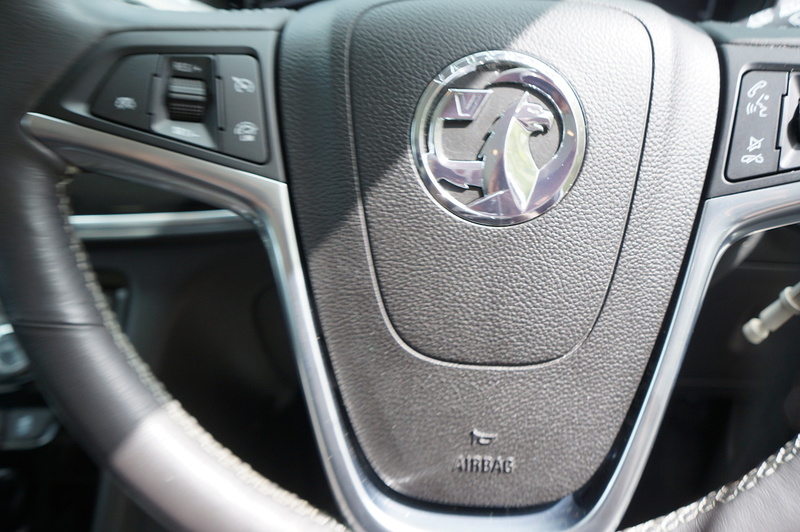 Vauxhall 1.4i Turbo Elite Nav SUV 5dr Petrol Auto Euro 6 (140 ps)