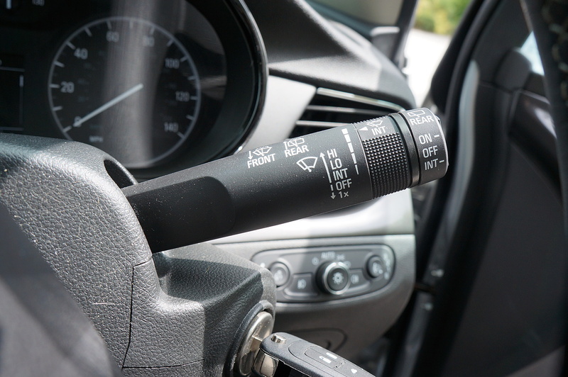 Vauxhall 1.4i Turbo Elite Nav SUV 5dr Petrol Auto Euro 6 (140 ps)