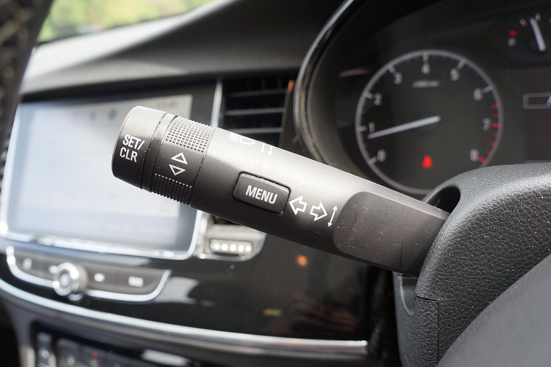 Vauxhall 1.4i Turbo Elite Nav SUV 5dr Petrol Auto Euro 6 (140 ps)