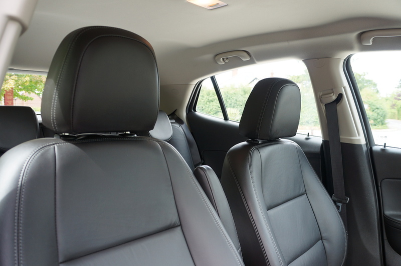 Vauxhall 1.4i Turbo Elite Nav SUV 5dr Petrol Auto Euro 6 (140 ps)