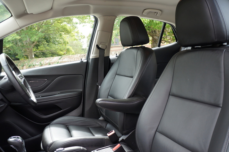 Vauxhall 1.4i Turbo Elite Nav SUV 5dr Petrol Auto Euro 6 (140 ps)