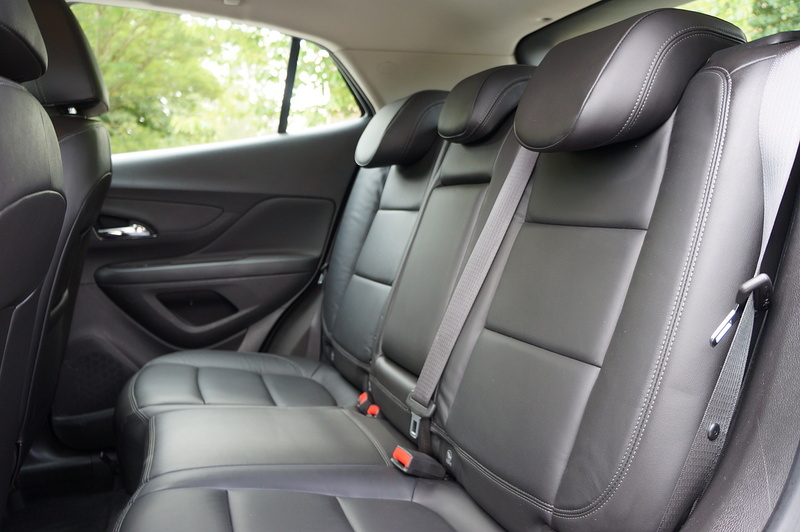 Vauxhall 1.4i Turbo Elite Nav SUV 5dr Petrol Auto Euro 6 (140 ps)