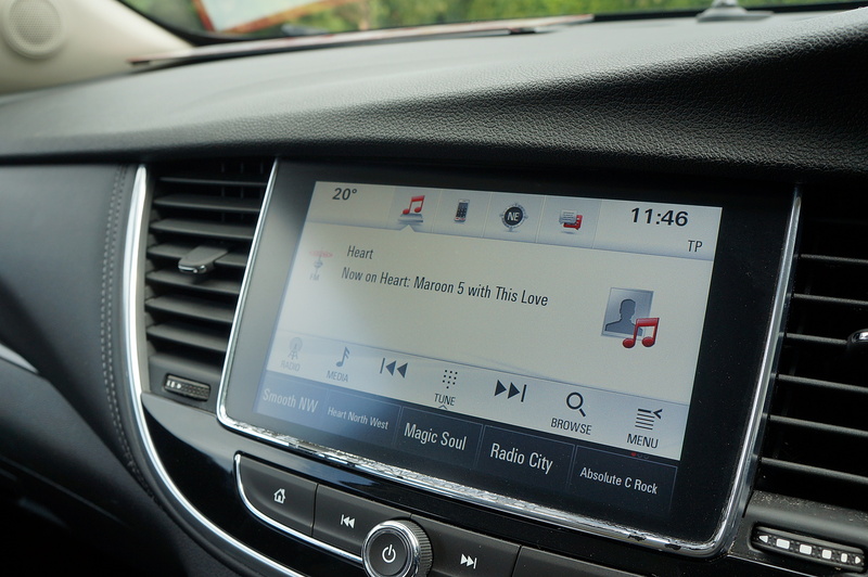 Vauxhall 1.4i Turbo Elite Nav SUV 5dr Petrol Auto Euro 6 (140 ps)