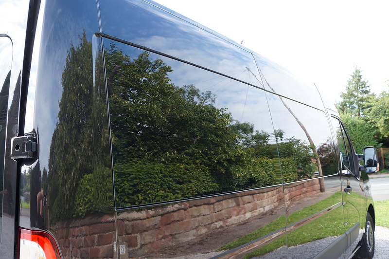 Renault dCi ENERGY 35 Start 2.3 3dr Glazed Van Automatic Diesel